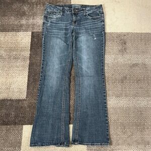 Refuge Runway Everyday Bootcut Jeans Womens 8R Blue Denim Low Rise Distressed